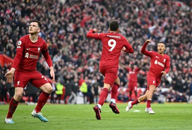 TES不敌IG，官博沦陷！粉丝怒喷：中路不练英雄！369不配玩兰博